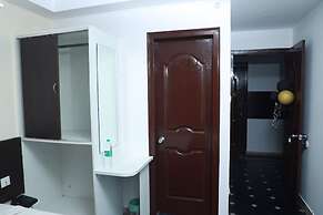 Urban Stay Chairmen Hotel