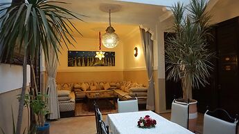 Riad Kalé Polis