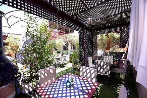 Riad Kalé Polis