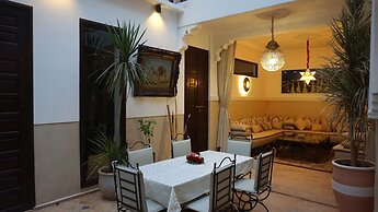Riad Kalé Polis