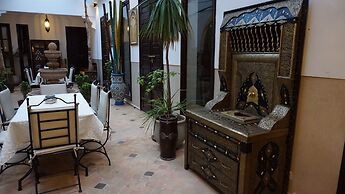 Riad Kalé Polis