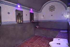 Riad Kalé Polis