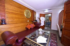 Riad Kalé Polis