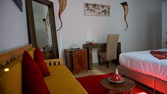 Riad Kalé Polis