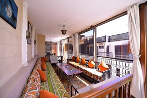 Riad Kalé Polis