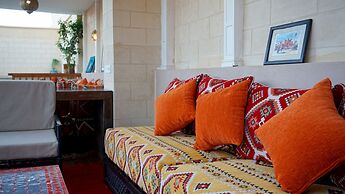 Riad Kalé Polis