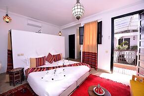 Riad Kalé Polis