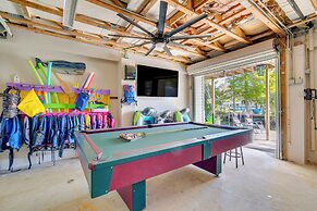 Spring Hill Home on Canal: Boat Dock & Pool Table!