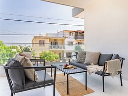 Sanders Cruise - Modern 2-bdr Apt With Balcony