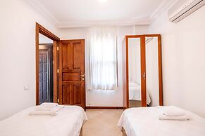 Kybele Apartment