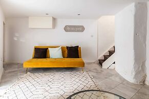 Bright & Quirky 3BD Home - Wellington Terrace!