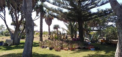 Villa Malyma Zahora - Beach Front Sea View