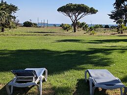Villa Malyma Zahora - Beach Front Sea View