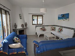 Villa Malyma Zahora - Beach Front Sea View