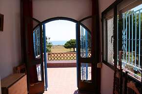 Villa Malyma Zahora - Beach Front Sea View