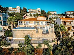 Villa Alis