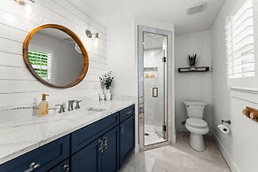 Lakefront Living W/optional Boat Rental