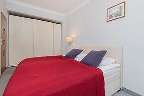 Charming Apartment in Warsaw by Renters