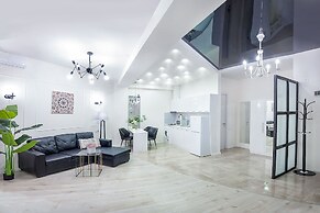 H&B apartments Mitskevichi