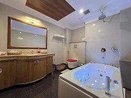 ROYALE de' CASA RESORT KAZIRANGA