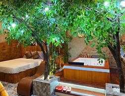 OYO 1214 Hoang Gia Athena Hotel