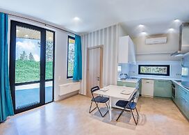 H&B apartments Botsvadze