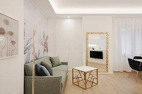 Live Doria Luxury Apartment