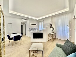 Live Doria Luxury Apartment