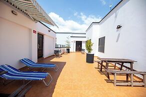 1 Bed Apartment - Rooftop Terrace, Parking, Wifi