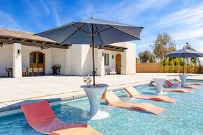 Nahana by Avantstay Pool, Pickleball, and Chic Design