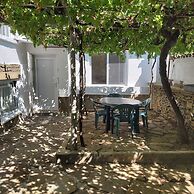 3 Bedroom Captivating House in Ognen Near Karnobat