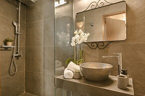 Paramithenio Village Beach Resort & Spa