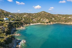 Paramithenio Village Beach Resort & Spa