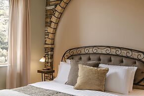 Paramithenio Village Beach Resort & Spa