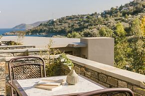 Paramithenio Village Beach Resort & Spa