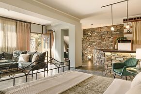 Paramithenio Village Beach Resort & Spa