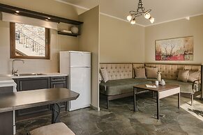 Paramithenio Village Beach Resort & Spa