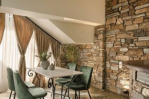 Paramithenio Village Beach Resort & Spa