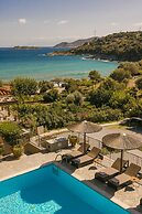 Paramithenio Village Beach Resort & Spa