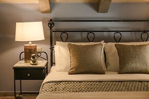 Paramithenio Village Beach Resort & Spa