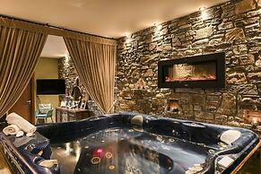 Paramithenio Village Beach Resort & Spa