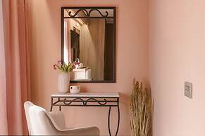 Paramithenio Village Beach Resort & Spa