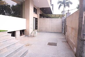 Lyf Corporate Suites - Noida Sector 19