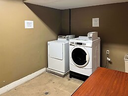 Studio 6 Suites Springfield, OH