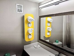 Studio 6 Suites Springfield, OH