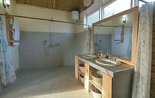Bwindi Orugano Lodge