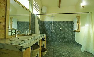 Bwindi Orugano Lodge