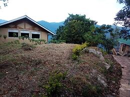Bwindi Orugano Lodge