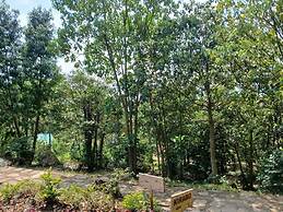 Bwindi Orugano Lodge