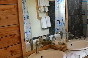 Bwindi Orugano Lodge